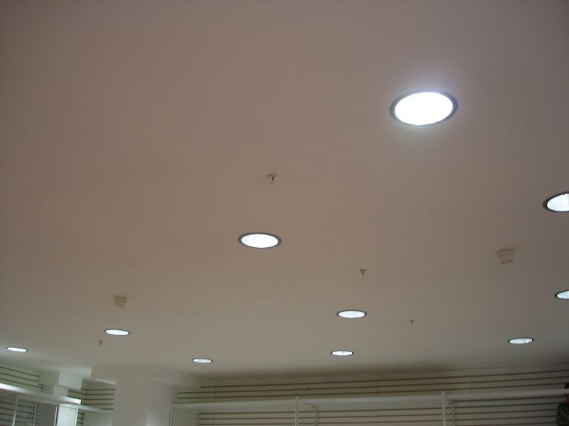Recessed lighting setup